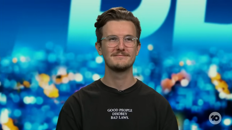 El Robin Hood de TikTok que lucha contra los abusos de los propietarios y de los agentes inmobiliarios