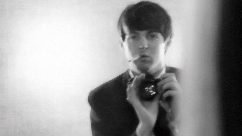 Las fotos perdidas de los Beatles que tomó Paul McCartney y que recuperó 60 años después