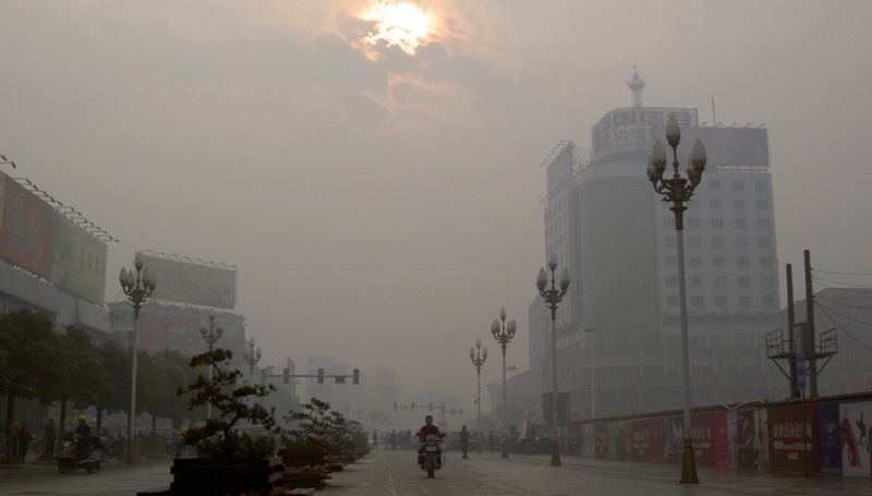 Alerta roja en China por alta contaminación del aire