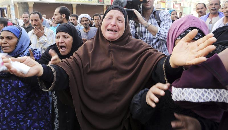 Egipto: condenan a muerte a 720 islamistas por actos violentos