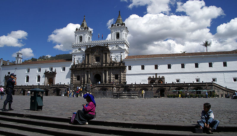 Recorra en un minuto el Quito histórico y el moderno