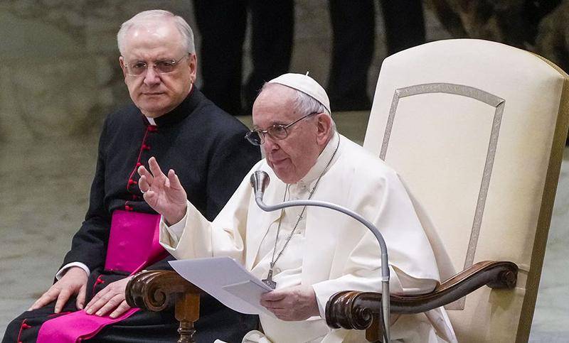 El Papa llama a Zelenski para expresar su profundo dolor por la invasión de Ucrania