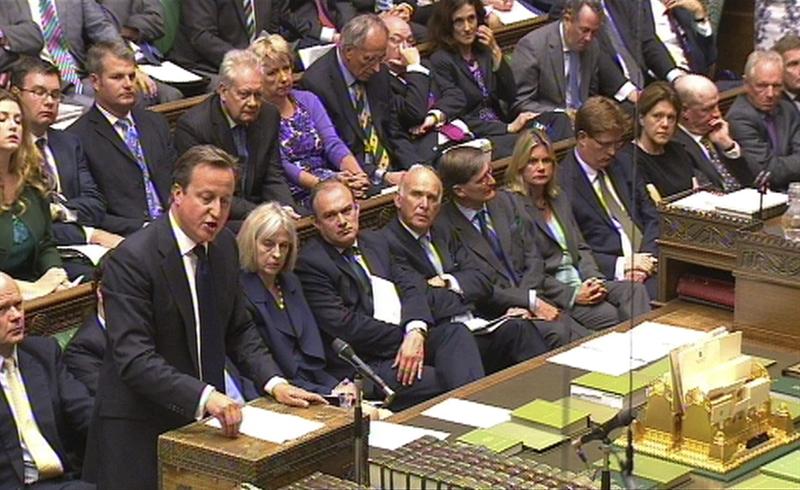 Parlamento británico vota en contra de acción en Siria