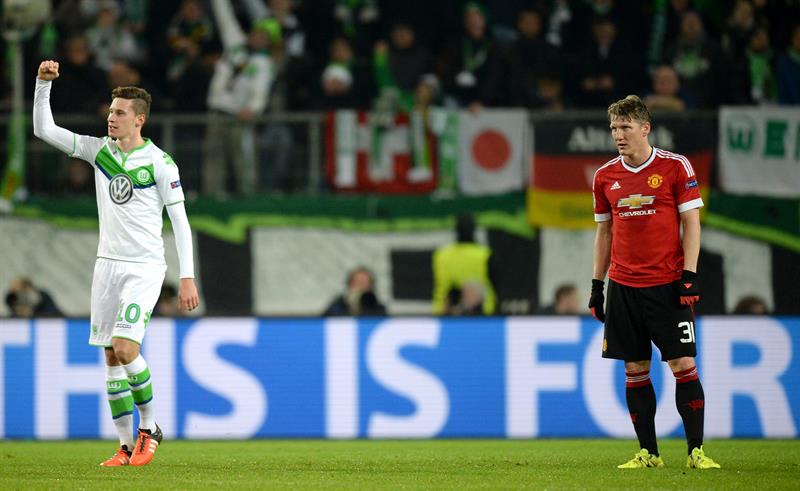 Antonio Valencia se quedó sin Champions a manos del Wolfsburgo