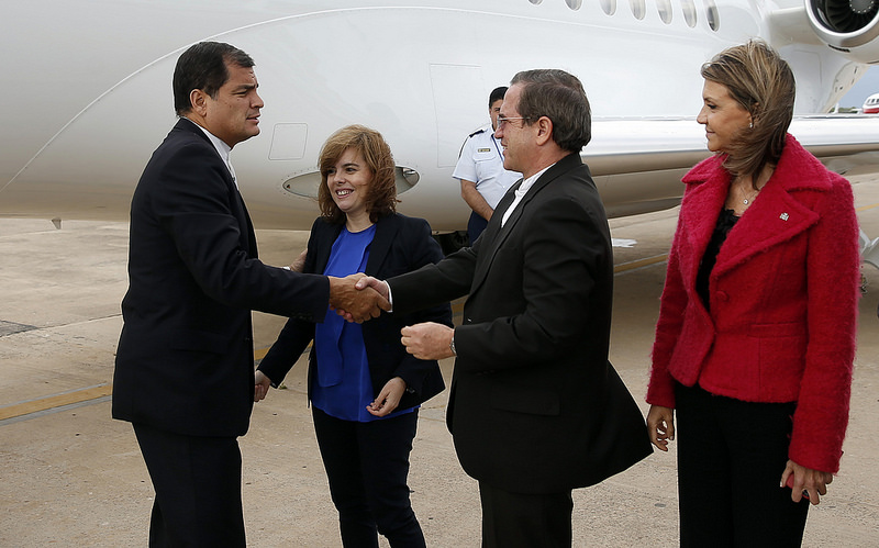 Correa arribó a Barcelona para iniciar gira por España y luego Italia‏