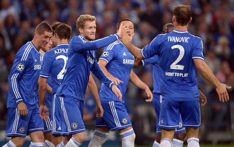 Fernando Torres lidera la goleada del Chelsea ante el Schalke 04
