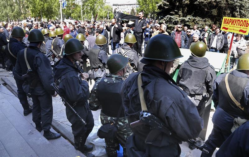 Ucrania se debate entre una insurrección armada y la guerra civil