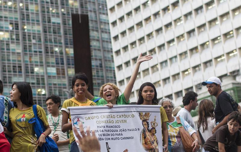 Francisco: "No traigo oro ni plata, sino algo más valioso, a Cristo"