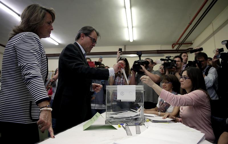 Partido Popular gana las municipales en España, pero sufre un fuerte desgaste