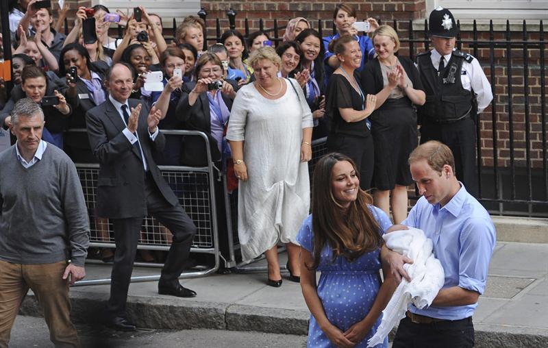 Las primeras fotos del 'bebé real'