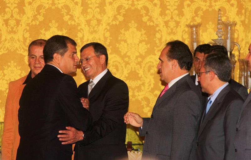 Presidente Correa tomó juramento a nuevos ministros del gobierno ecuatoriano