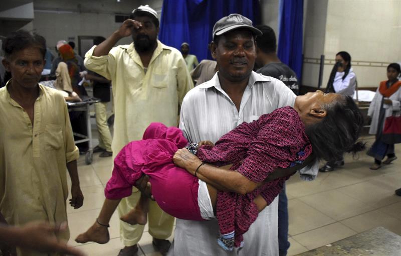 Ola de calor causa 432 muertos en el sur de Pakistán