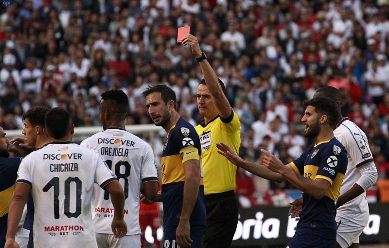 Orejuela pidió perdón por su expulsión ante Boca Juniors