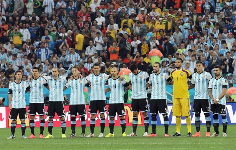 La FIFA multa con 336 mil dólares a Argentina