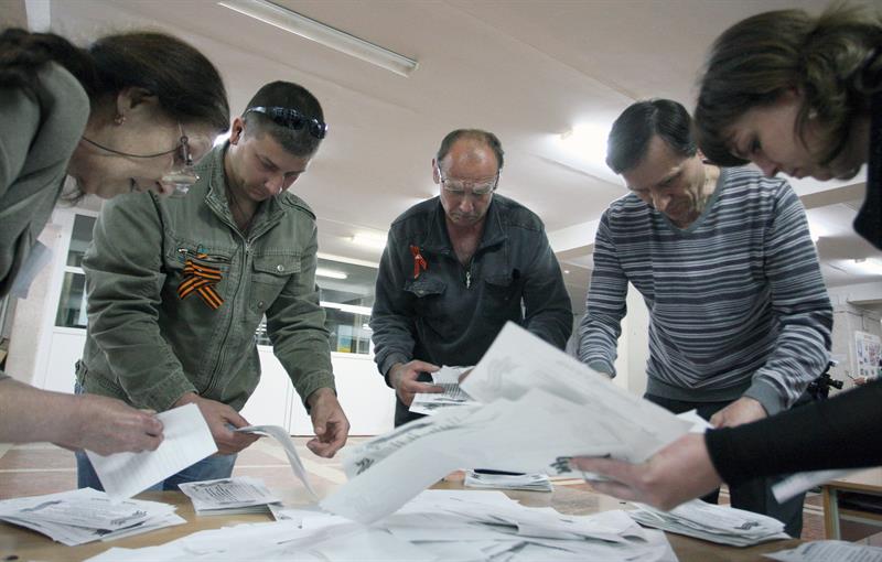 Berlín ratifica que no reconocerá el referéndum del este de Ucrania