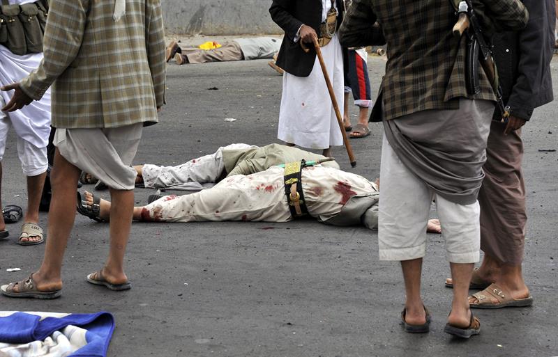 Sangriento atentado acaba con la vida de 47 personas en Yemen
