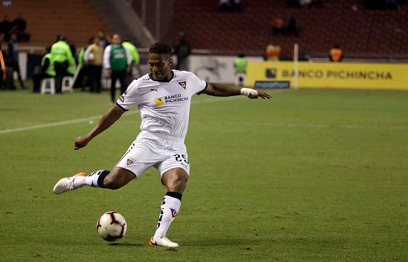 Antonio Valencia envía mensaje tras su debut con Liga de Quito
