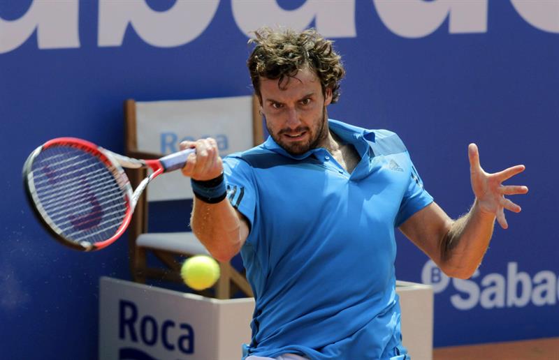 Almagro-Giraldo y Nishikori-Gulbis, inesperadas semifinales en Barcelona