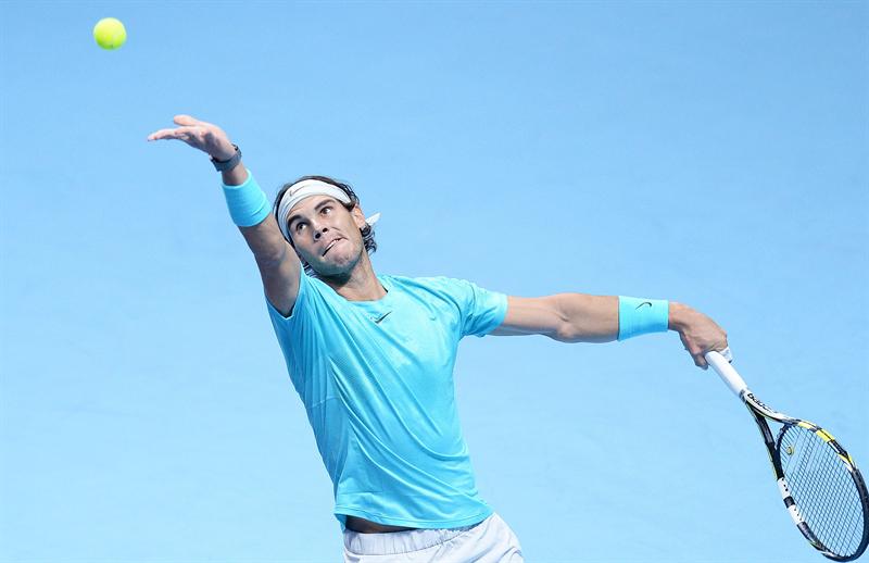 Nadal recibe trofeo que le acredita como número uno del mundo en 2013