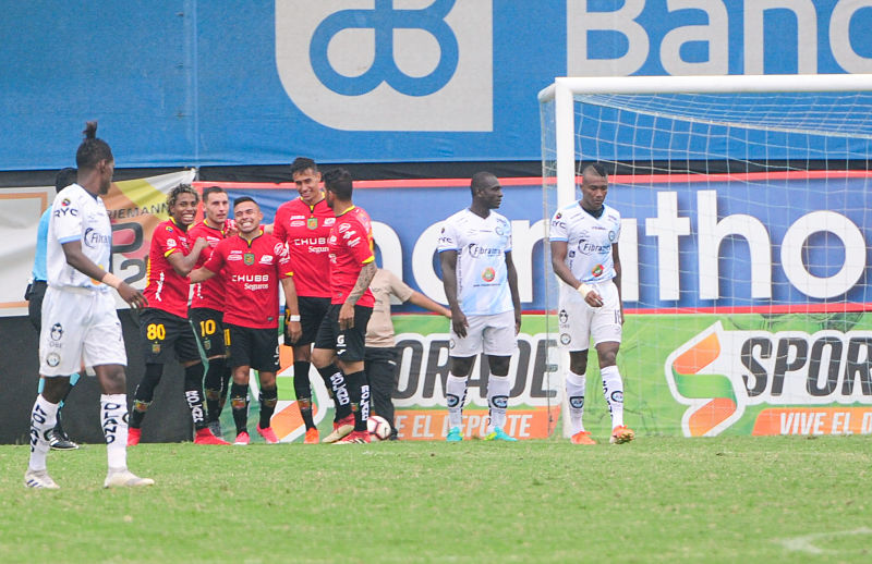 Guayaquil City termina el año con derrota en casa
