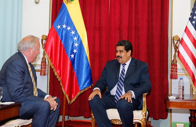 Maduro plantea a subsecretario de Estado de EE.UU. una “agenda de respeto”
