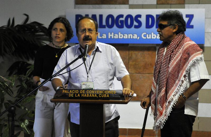 FARC afrontan nuevo ciclo negociador con &quot;renovada voluntad de avanzar&quot;