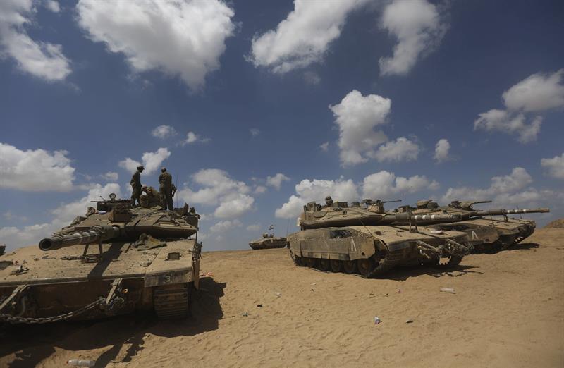 España paraliza la venta de armas a Israel