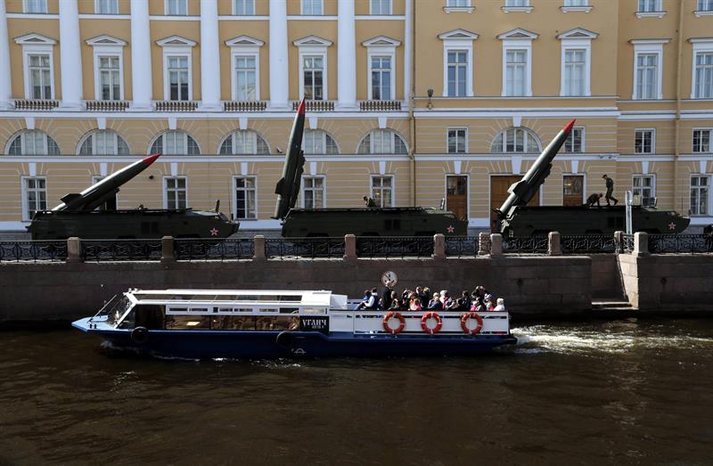 EE.UU. completa su despliegue de 600 soldados y decenas de cazas frente a Rusia