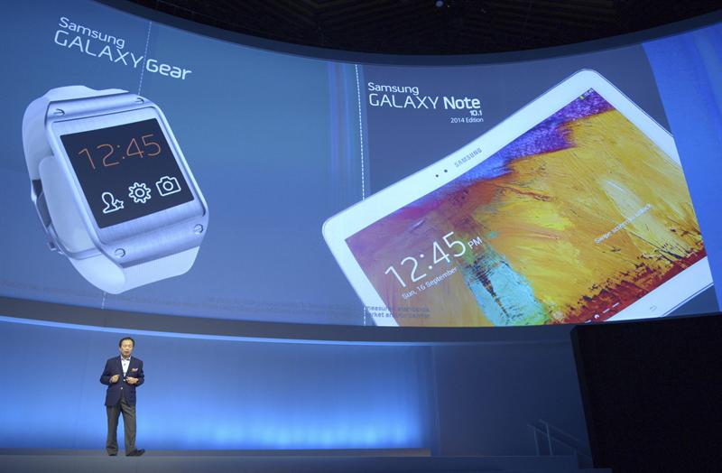 Samsung presenta su primer reloj inteligente Galaxy Gear