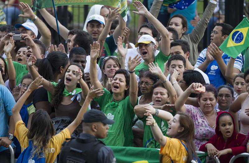 Francisco: "No traigo oro ni plata, sino algo más valioso, a Cristo"