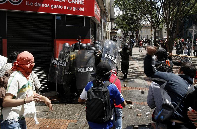 Campesinos colombianos piden que no haya violencia en marchas de apoyo
