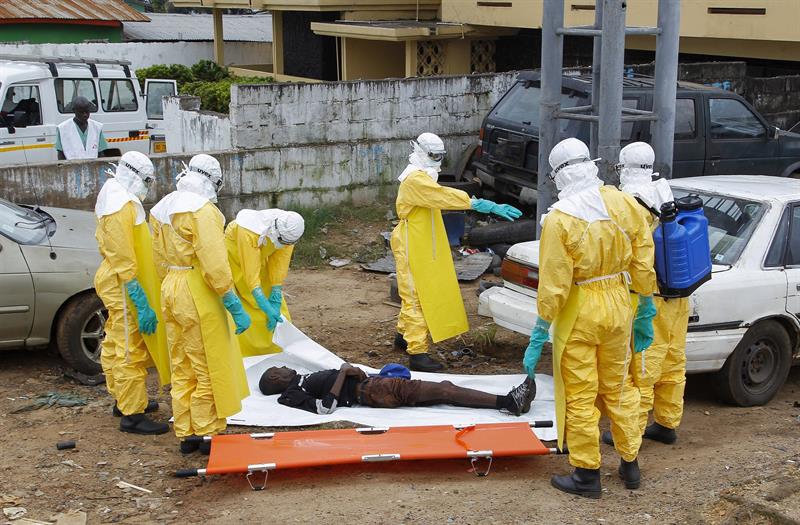 Los casos de ébola superan los 10.000, según la OMS