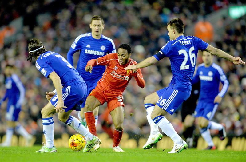 Liverpool y Chelsea se jugarán la clasificación en Stamford Bridge