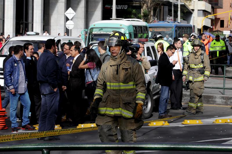 Fiscalía colombiana atribuye explosiones en Bogotá a la guerrilla