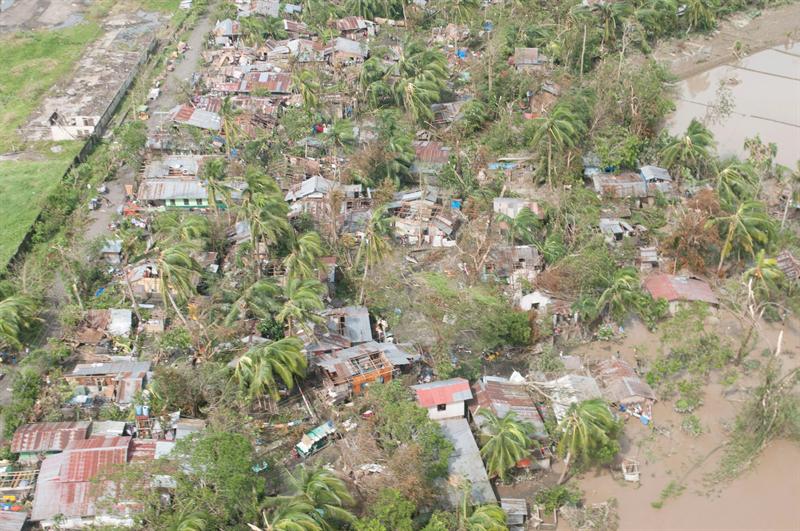 Testimonios de supervivientes de Haiyan: &quot;le dije a mi esposo que salvara al bebé y me olvidara&quot;