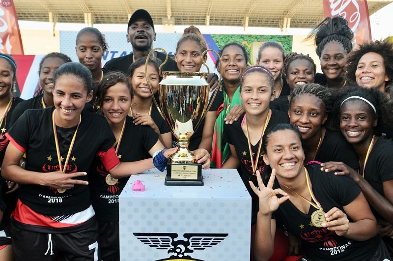 Unión Española es campeón del fútbol femenino en Ecuador