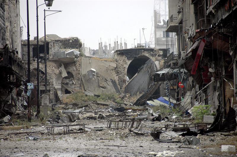 Termina el repliegue de los rebeldes sirios del centro de Homs