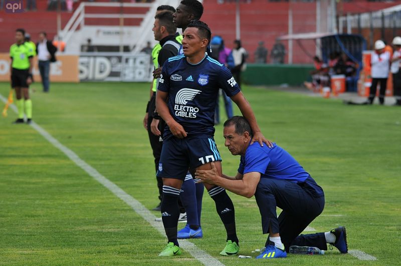 Hólger Matamoros es baja para final de ida ante Liga de Quito