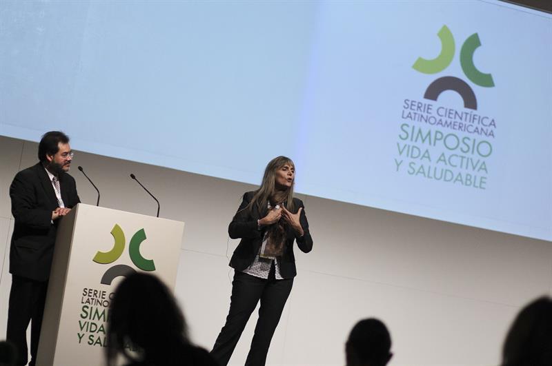 La dieta no es la respuesta contra la obesidad, advierte experta