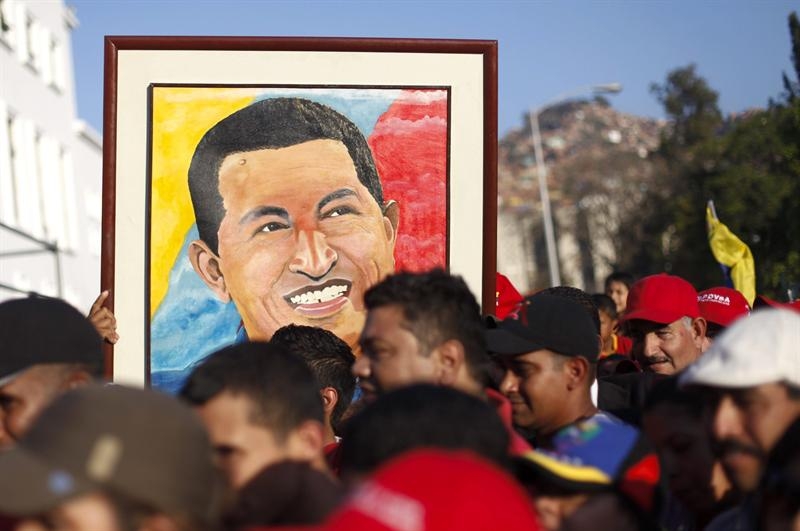 El cuerpo de Chávez embalsamado será expuesto al público como otros líderes