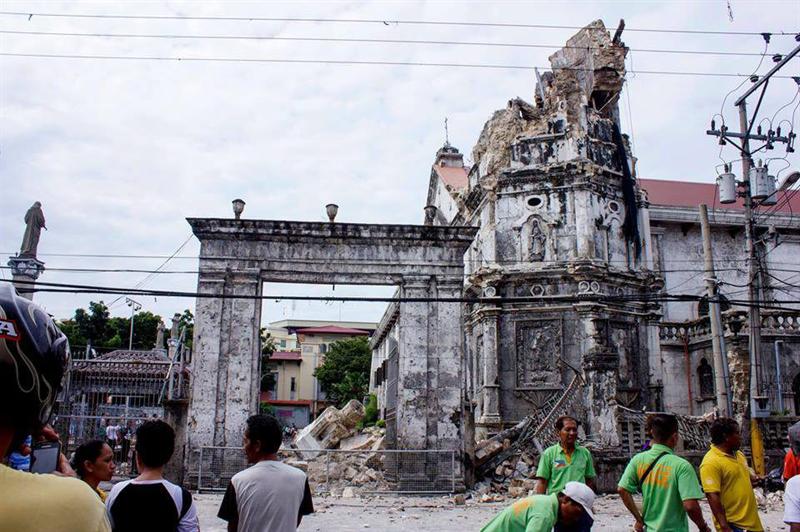 Unas 442.000 familias filipinas afectadas por el terremoto de 7,2 grados