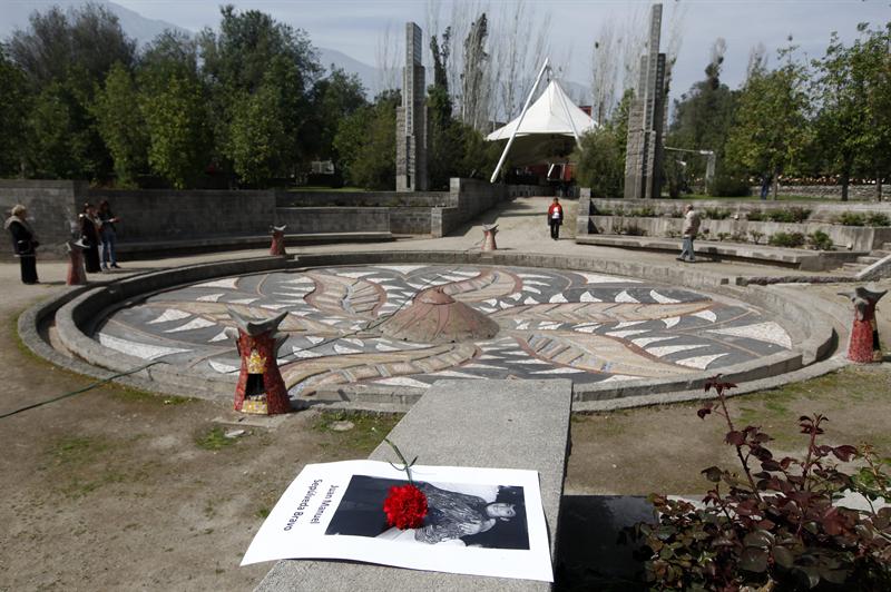 Muestra londinense revive los 40 años de golpe de Estado en Chile