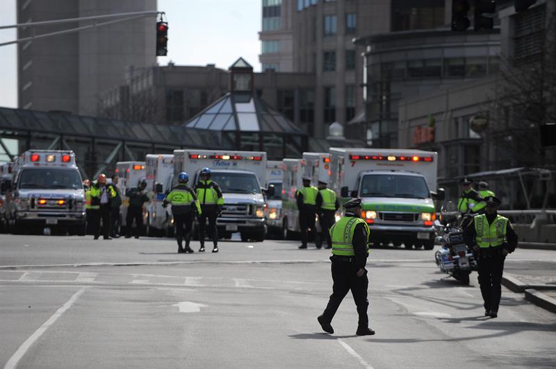 Al menos dos muertos y 23 heridos deja explosiones en Boston