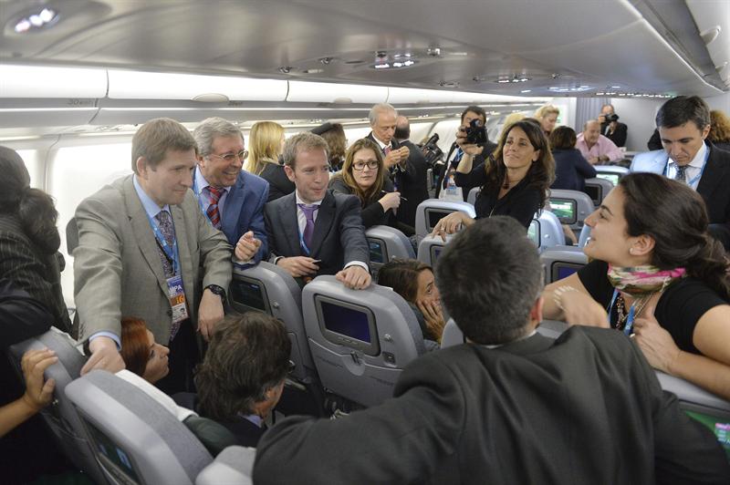 Turistas abarrotan aeropuertos y terminal de Río tras visita de Francisco