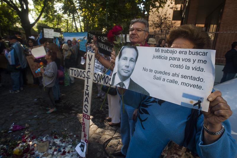 85% de argentinos cree que caso Nisman afecta a Cristina Fernández
