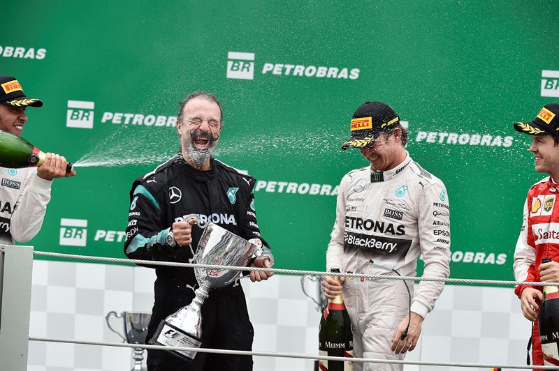 Nico Rosberg repite victoria en el GP de Brasil