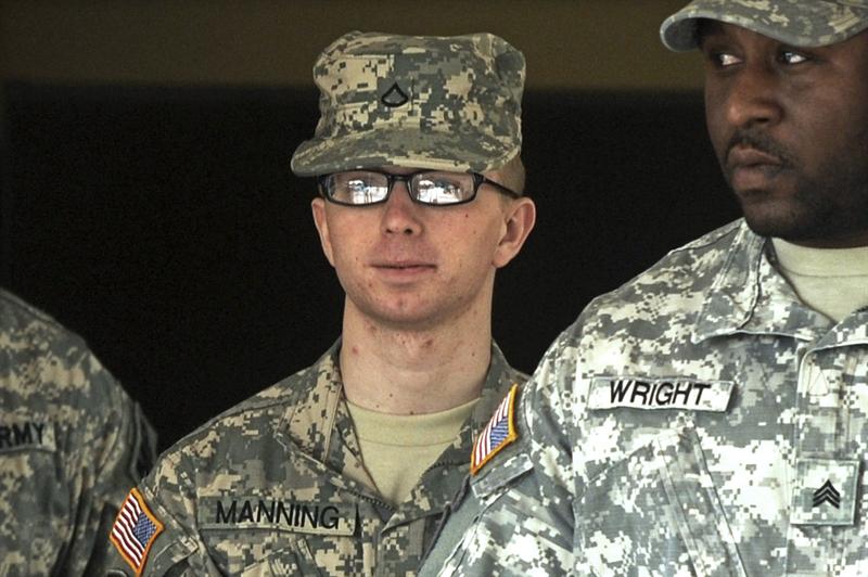 Federación de Periodistas tacha de &quot;dura e injusta&quot; la condena a Manning