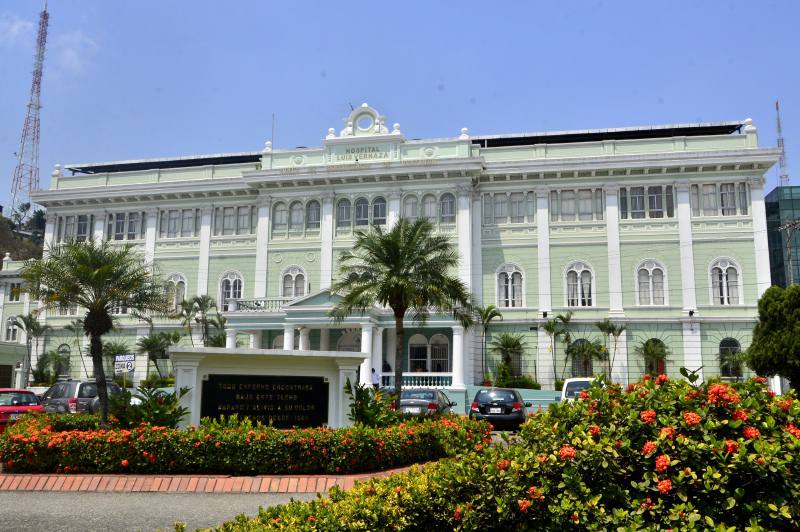 Hospital Luis Vernaza con 100% de ocupación en UCI COVID-19