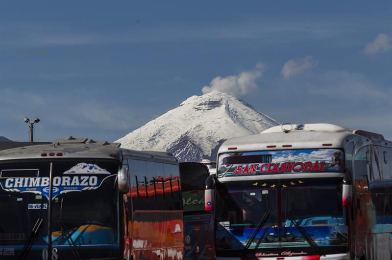 Recomiendan no ascender a la cumbre del Cotopaxi
