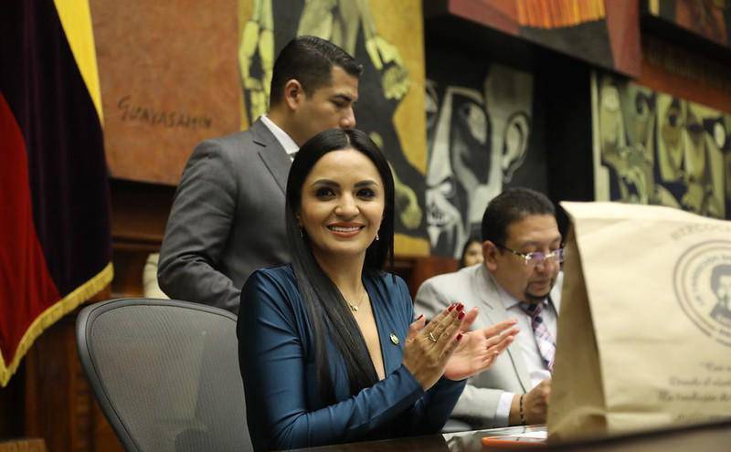 Yeseña Guamaní en el día de la declaración del Día Nacional del Bizcocho.